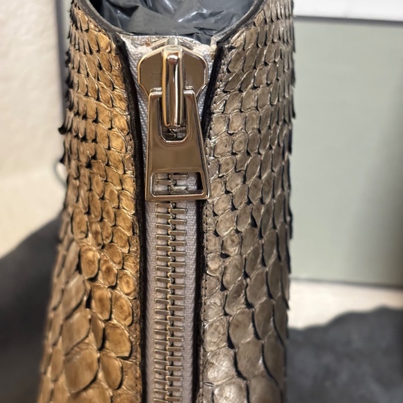 Tom Ford Python Booties Silver metallic ankle boots zip zipper 39.5 US 9.5 - Picture 4 of 16